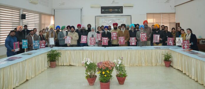 श्री गुरु गोबिंद सिंह कॉलेज में दल खालसा और सरकार-ए-खालसा के ऐतिहासिक सिक्कों पर एक दिवसीय प्रदर्शनी आयोजित