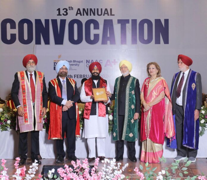 27 वर्ष की आयु में संगीत विषय में पीएचडी: डॉ. गुरवारिस सिंह ने गुरमत संगीत के क्षेत्र में स्थापित किया अनोखा मील का पत्थर