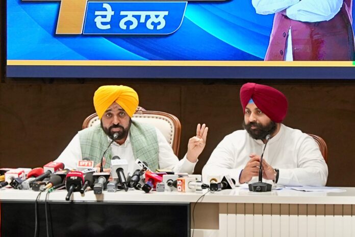 आप’ सरकार के दौरान शिक्षा क्षेत्र में पंजाब के स्कूलों ने बाजी मारी, राष्ट्रीय सर्वेक्षण में केरल को पछाड़कर अग्रणी बना पंजाब- मुख्यमंत्री भगवंत सिंह मान