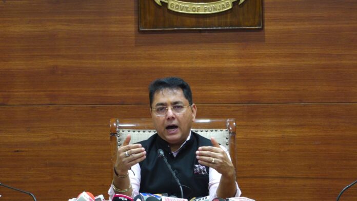 अमन अरोड़ा ने मोगा रैली से पहले फंड, किसान, इंडस्ट्री और नशों के बारे में अमित शाह से आठ सवाल पूछे, पंजाब को 'जुमले' नहीं, जवाब चाहिए