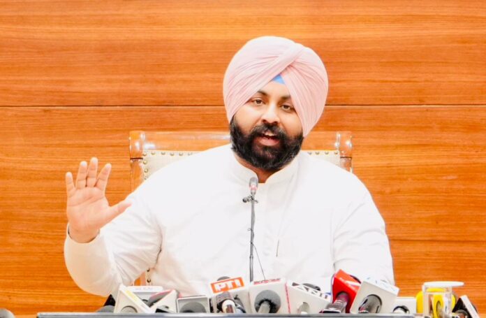 पंजाब सरकार ने होला मोहल्ला के लिए भारत की पहली सर्व-ऋतु अनुकूल स्थायी टेंट सिटी की स्थापित