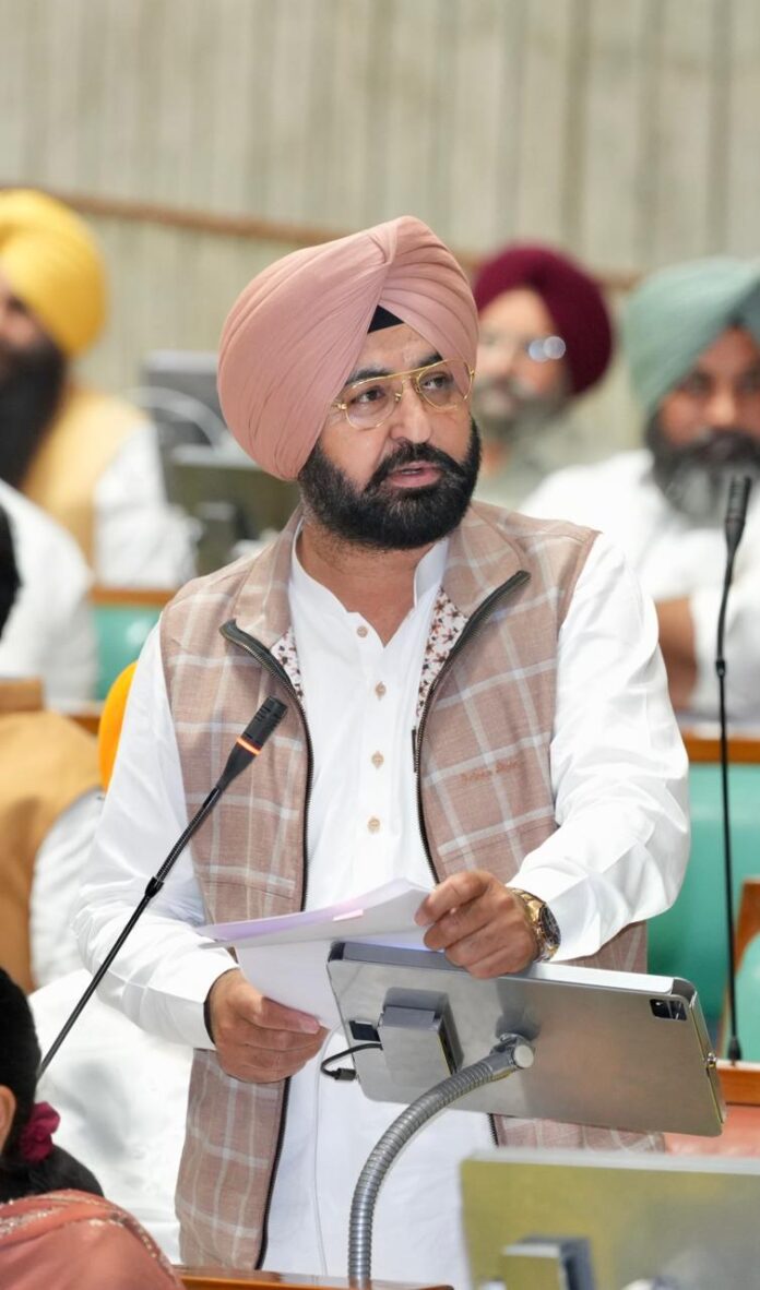 पानी की कमी वाले 1230 गांवों और 125 बस्तियों में जल आपूर्ति तथा 88 यूरेनियम-प्रभावित क्षेत्रों के लिए नए प्रोजेक्टों हेतु 1487 करोड़ रुपये का प्रावधान: हरदीप सिंह मुंडियां*