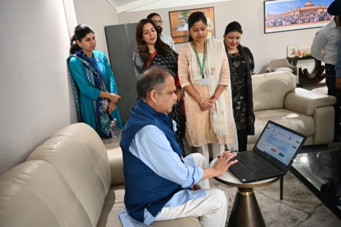 पंजाब के कैबिनेट मंत्री संजीव अरोड़ा ने डिजिटल जनगणना 2027 के तहत अपनी स्व-गणना पूरी कर नागरिकों से भी इस प्रक्रिया में सक्रिय भागीदारी की अपील की