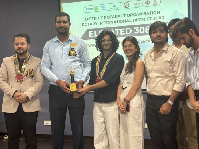 समाज के कल्याण के लिए निरंतर कार्य कर रहे सभी व्यक्तियों और संस्थाओं के प्रयासों की सराहना और सम्मान करना रोट्रैक्टर्स की जिम्मेदारी है : रोटरैक्टर ऋतिक नागपाल