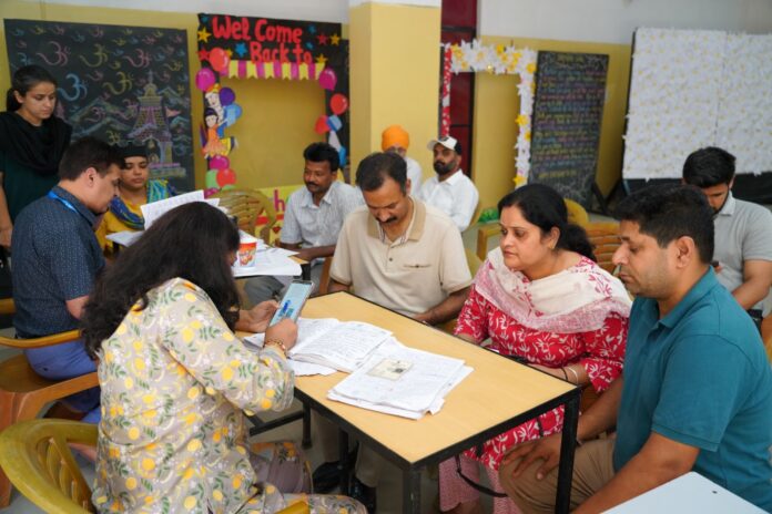 पंजाब के मुख्य निर्वाचन अधिकारी ने पंजाब के मतदाताओं और बीएलओ को धन्यवाद दिया।