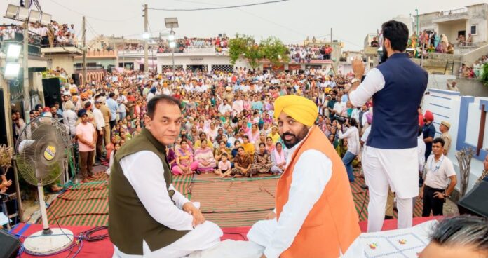 पारंपरिक राजनीतिक पार्टियाँ मुझे बदनाम करने के लिए धर्म का दुरुपयोग कर रही हैं, वे इस बात को हज़म नहीं कर पा रहीं कि आपका बेटा पंजाब में ईमानदारी से सरकार चला रहा है: मुख्यमंत्री भगवंत सिंह मान*