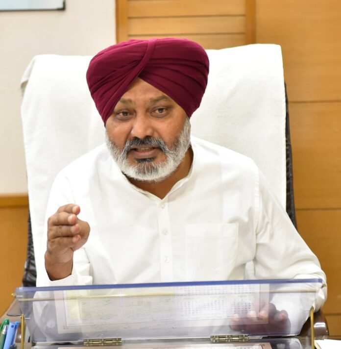 पंजाब में जीएसटी लागू होना करदाताओं के भरोसे और प्रौद्योगिकी आधारित शासन का सूचक है। राजस्व में 24.45% की शानदार वृद्धि: हरपाल सिंह चीमा